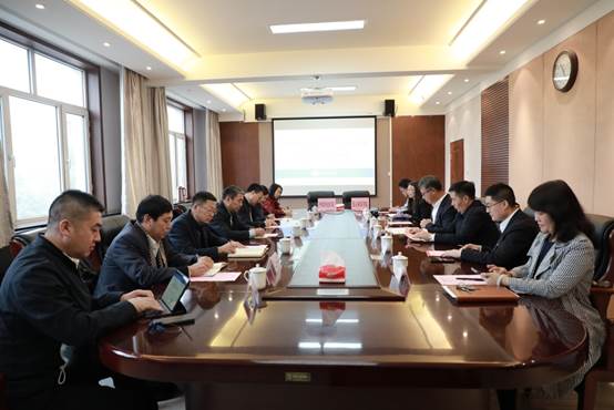 http://www.ruanbai.cn/__local/0/F9/DD/00902E673E8DF1976385A6B7F8F_AE4CA9E5_4524C.jpg