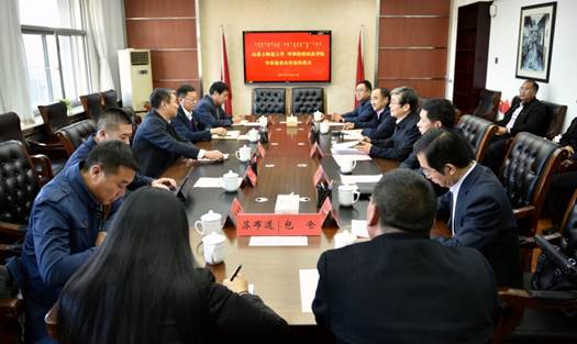 http://www.ruanbai.cn/__local/4/E5/F7/499A2AE6D2E1663D7ED22E8CC35_59F5E15E_46411.jpg